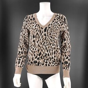 Banana Republic Womens Small Leopard Print V-Neck Sweater Tan Black Animal Print